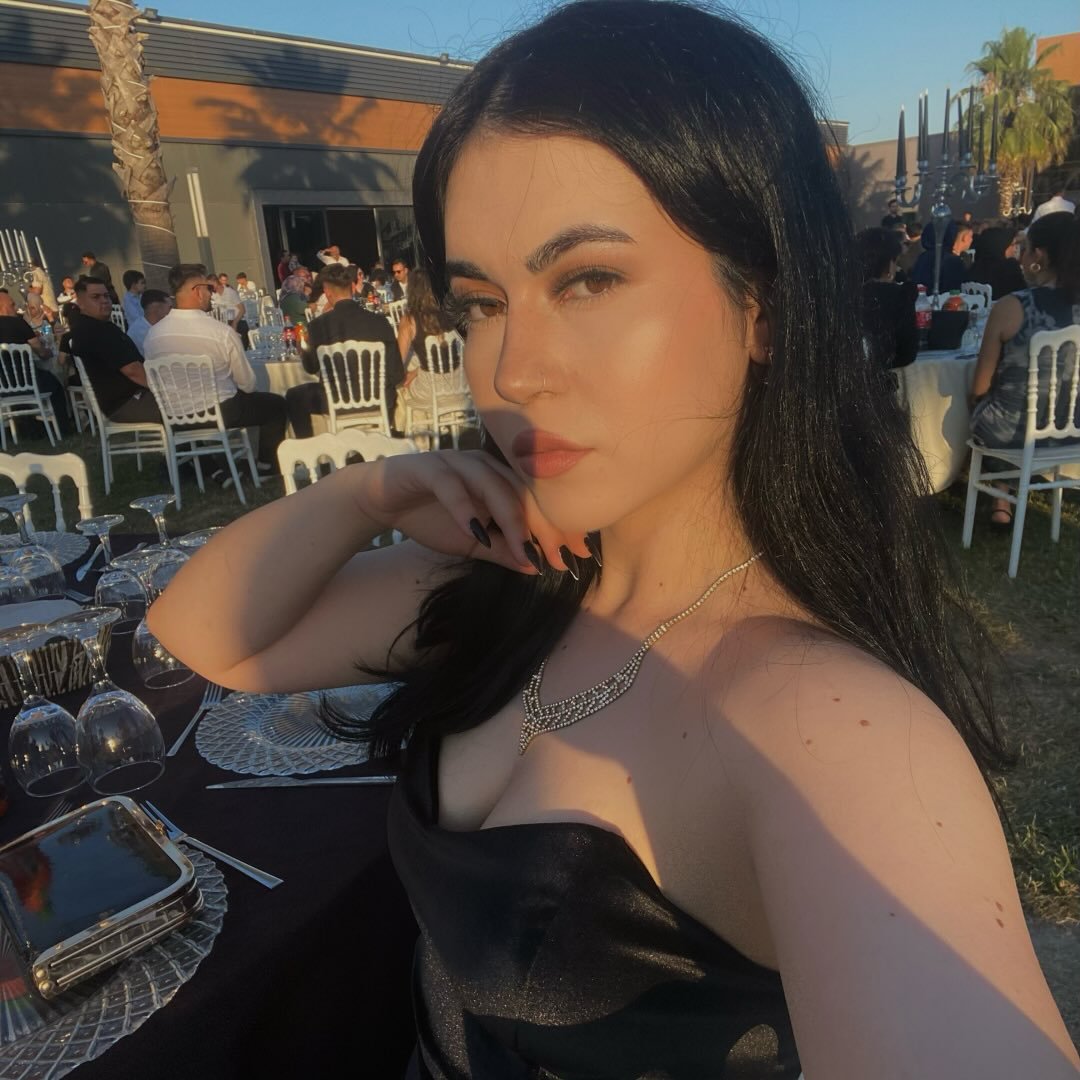 Instagram Profilbild von rilknurkara