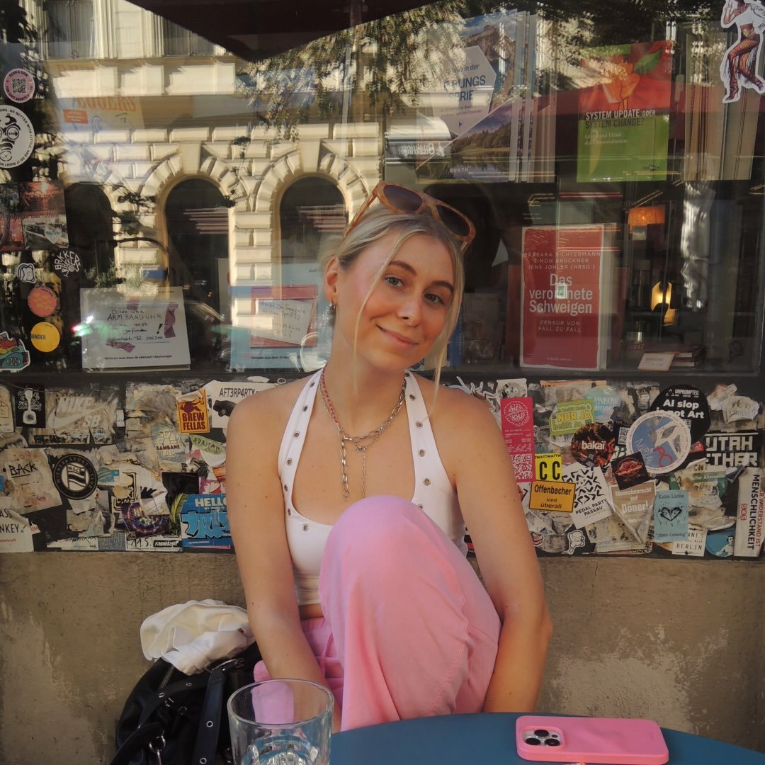 Instagram Profilbild von caaaariinaa