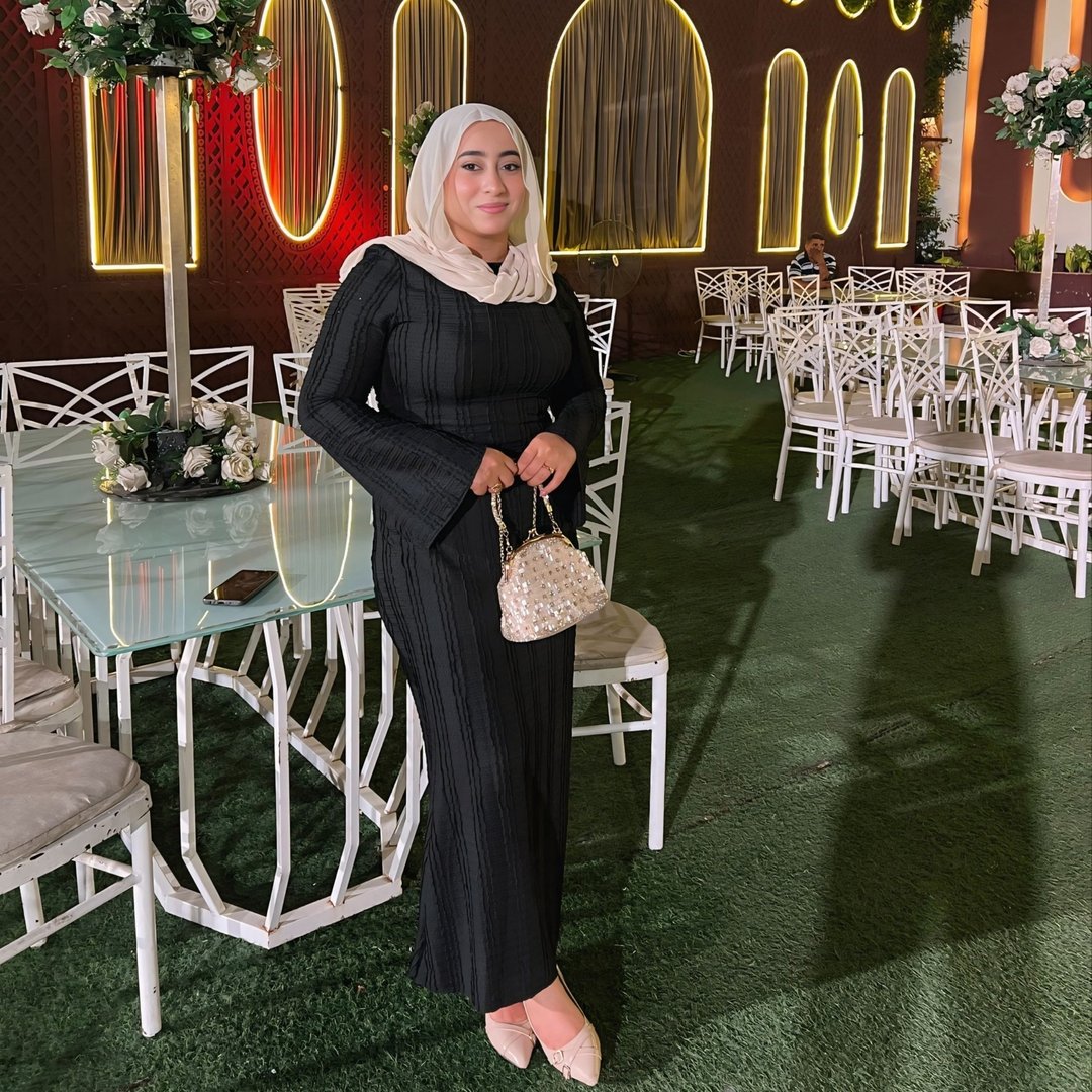 Instagram Profilbild von omnia__alhady