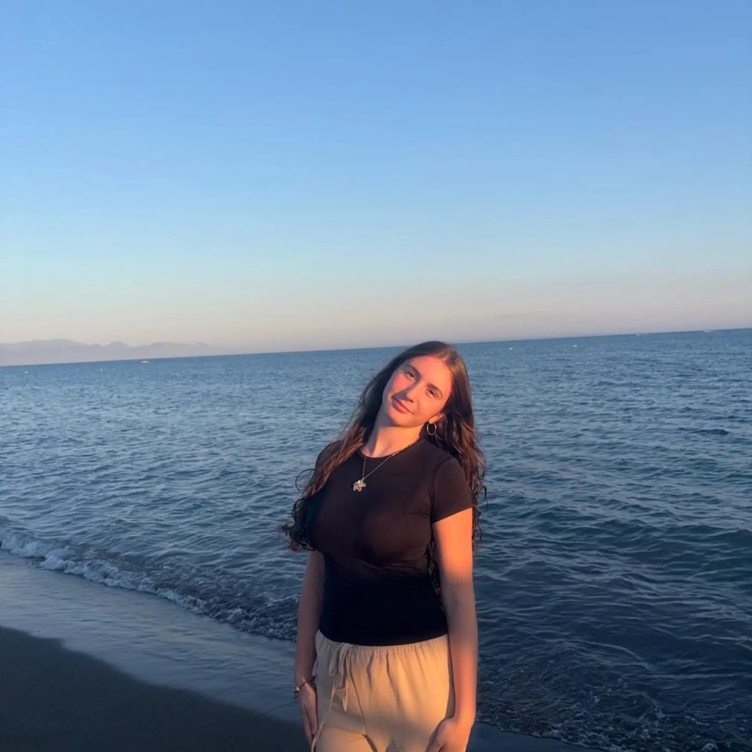 Instagram Profilbild von rijonajashari21