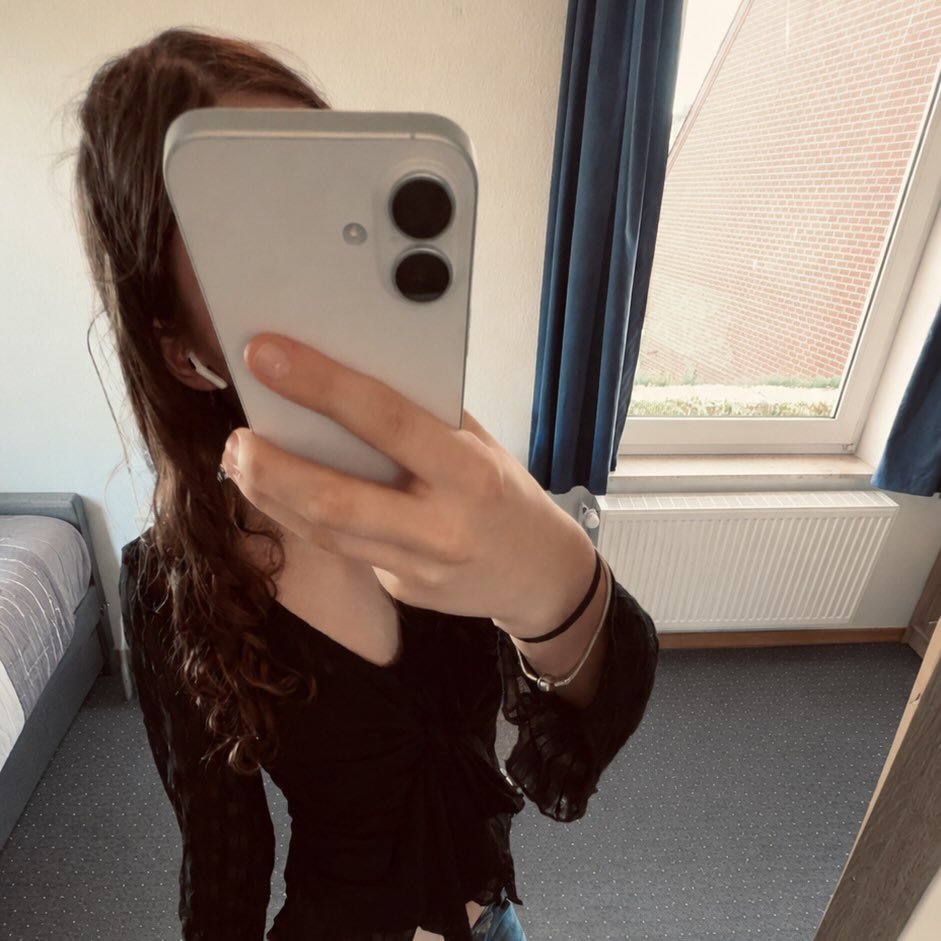 Instagram Profilbild von lenajettek
