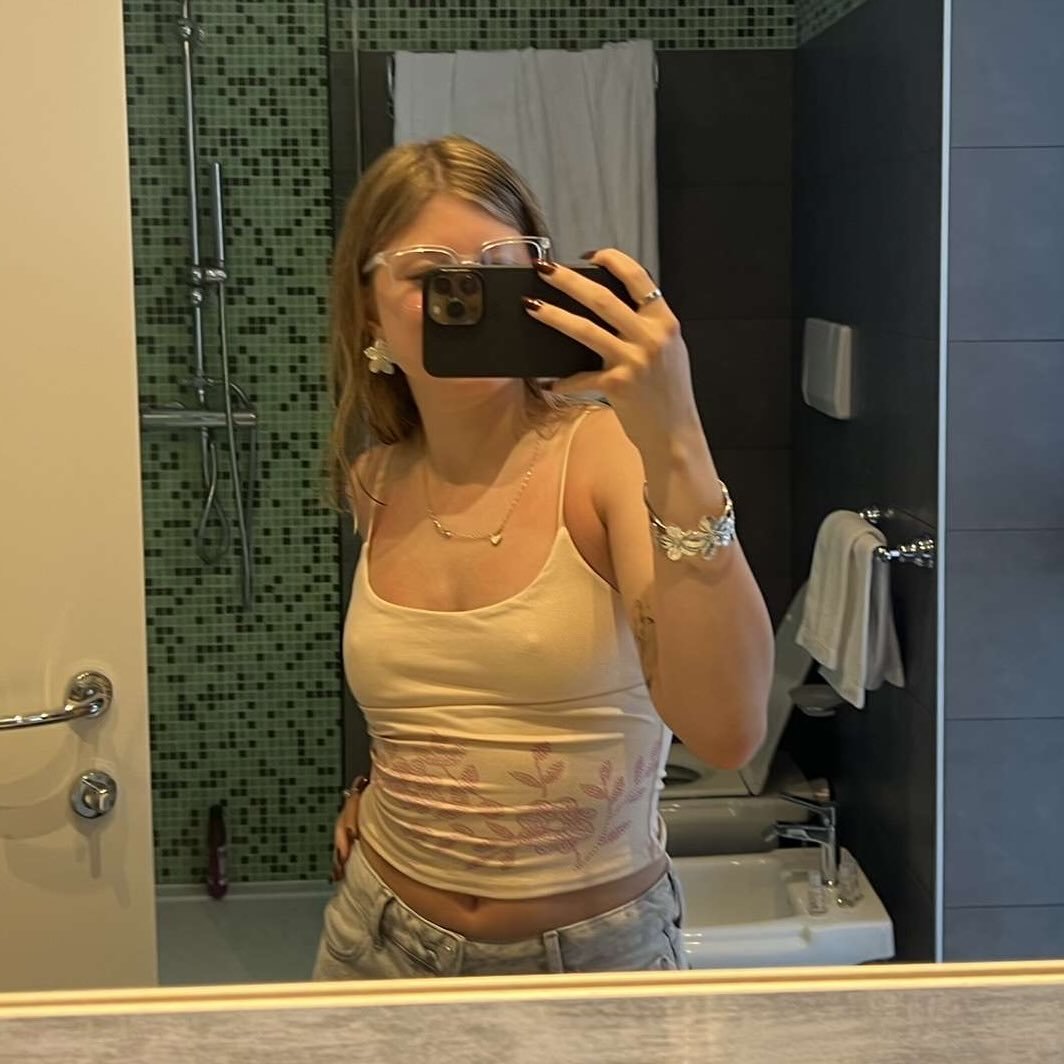 Instagram Profilbild von eloise_privateshit