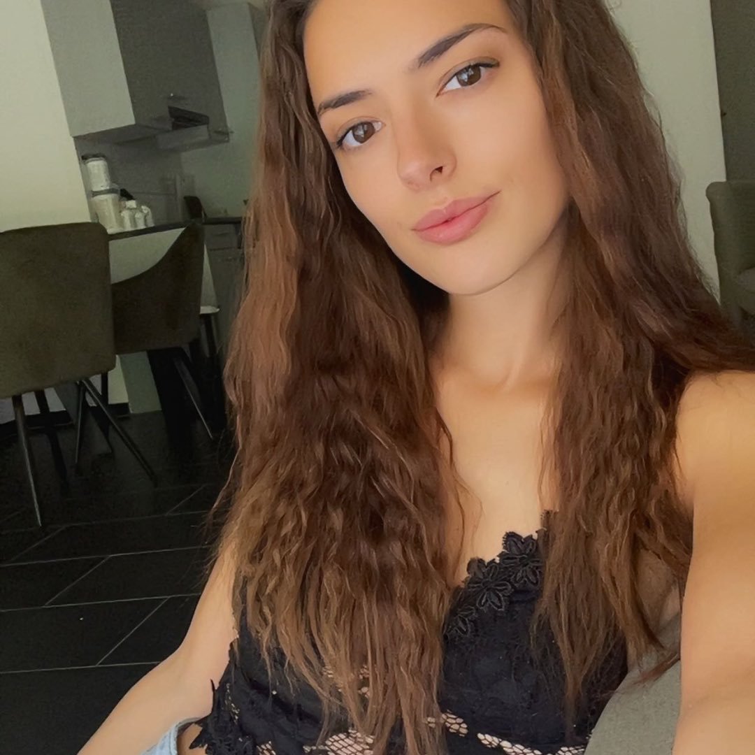 Instagram Profilbild von tiinaa.li