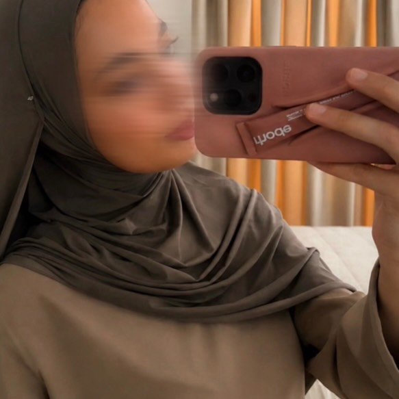 Instagram Profilbild von n.elmoukhtari