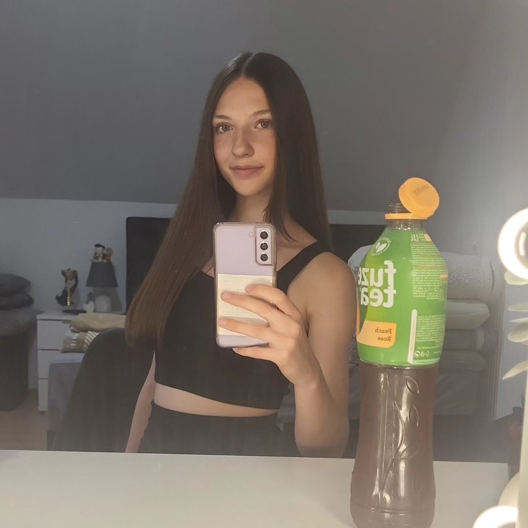 Instagram Profilbild von helenaprvt2