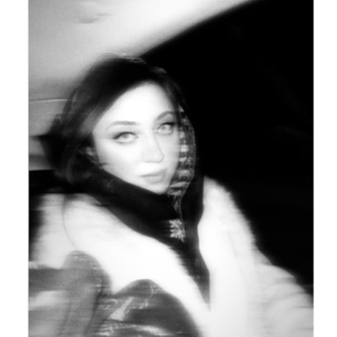 Instagram Profilbild von syedadurenajaf110