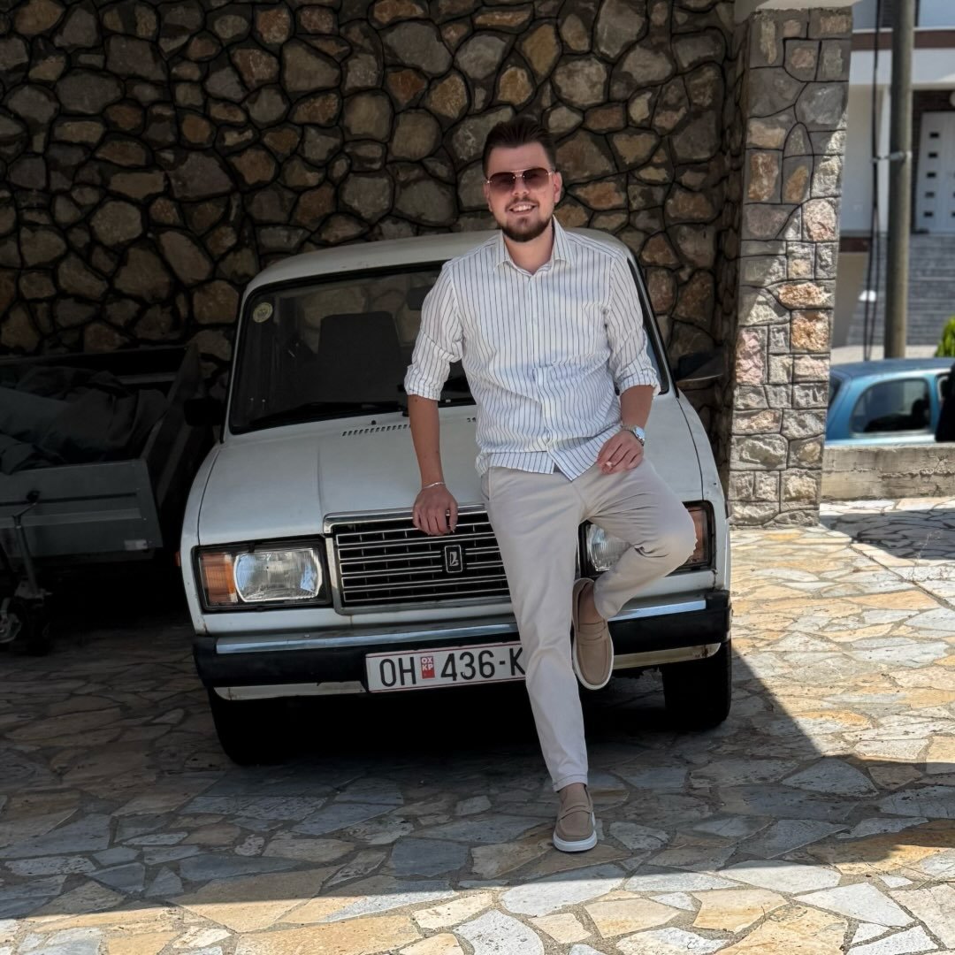 Instagram Profilbild von adil.ismaili1