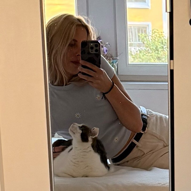 Instagram Profilbild von _v.i.k.z.o.r.i.a.__