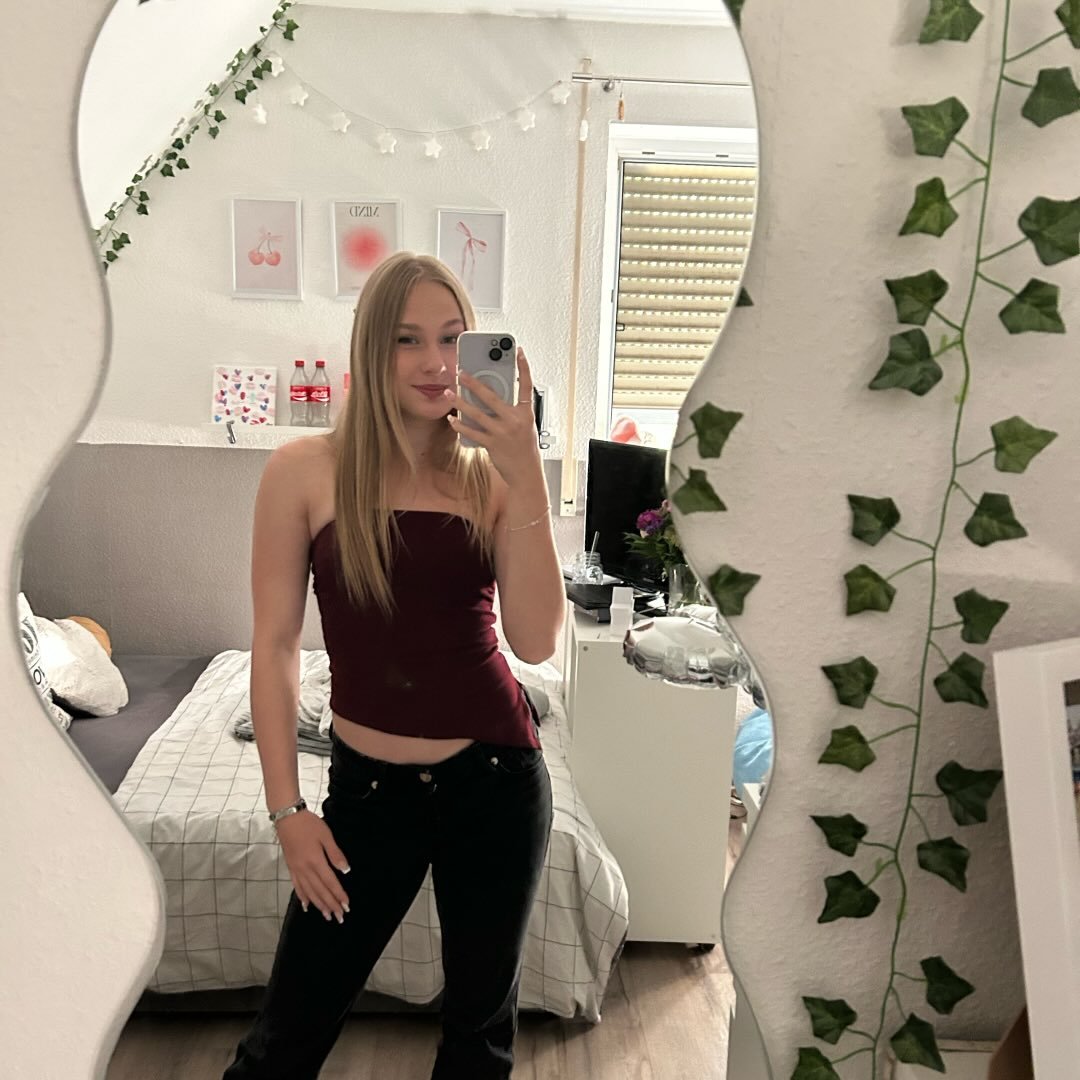 Instagram Profilbild von mari_jh0809