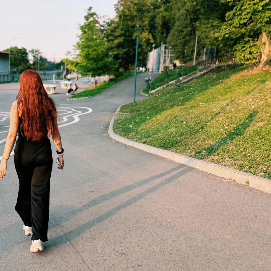 Instagram Profilbild von parallel.universe.ina