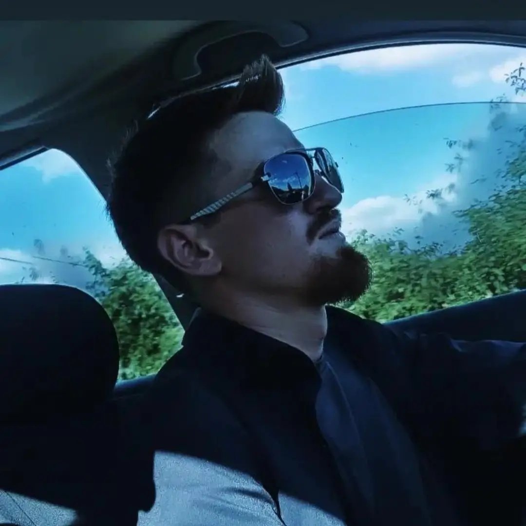 Instagram Profilbild von adriancasoni5