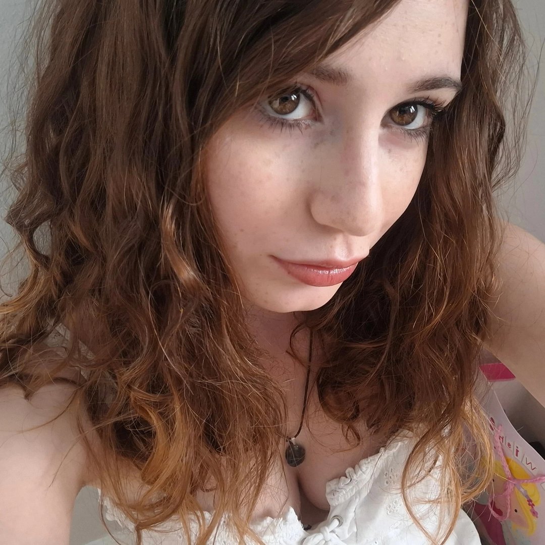 Instagram Profilbild von caitlinbothaphotos