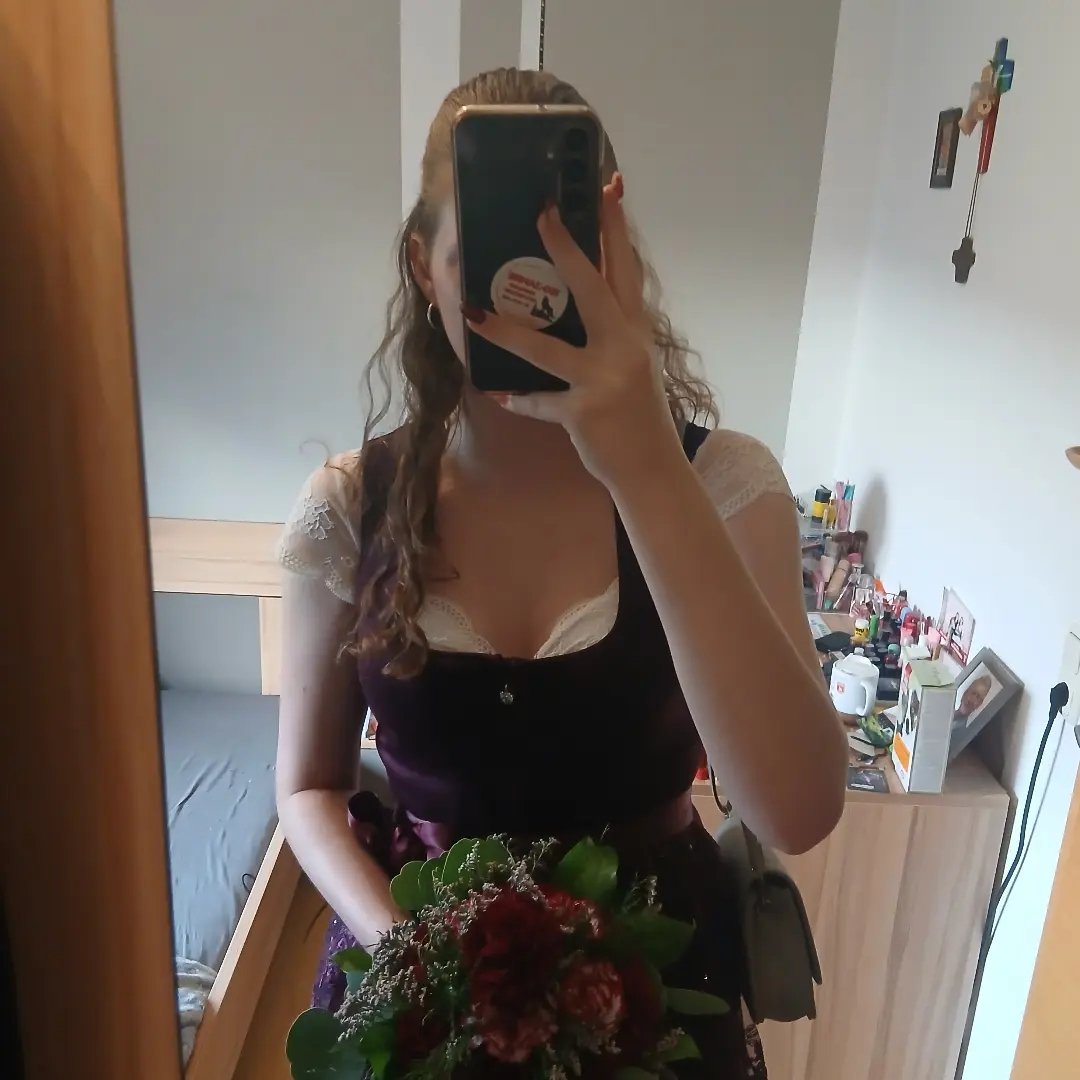 Instagram Profilbild von christina_poeschl