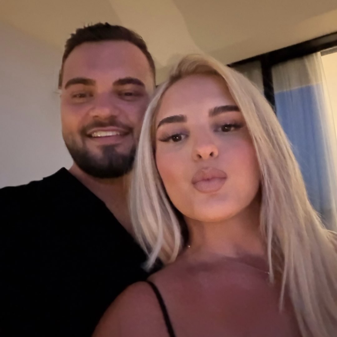 Instagram Profilbild von fioonaakrasniqi