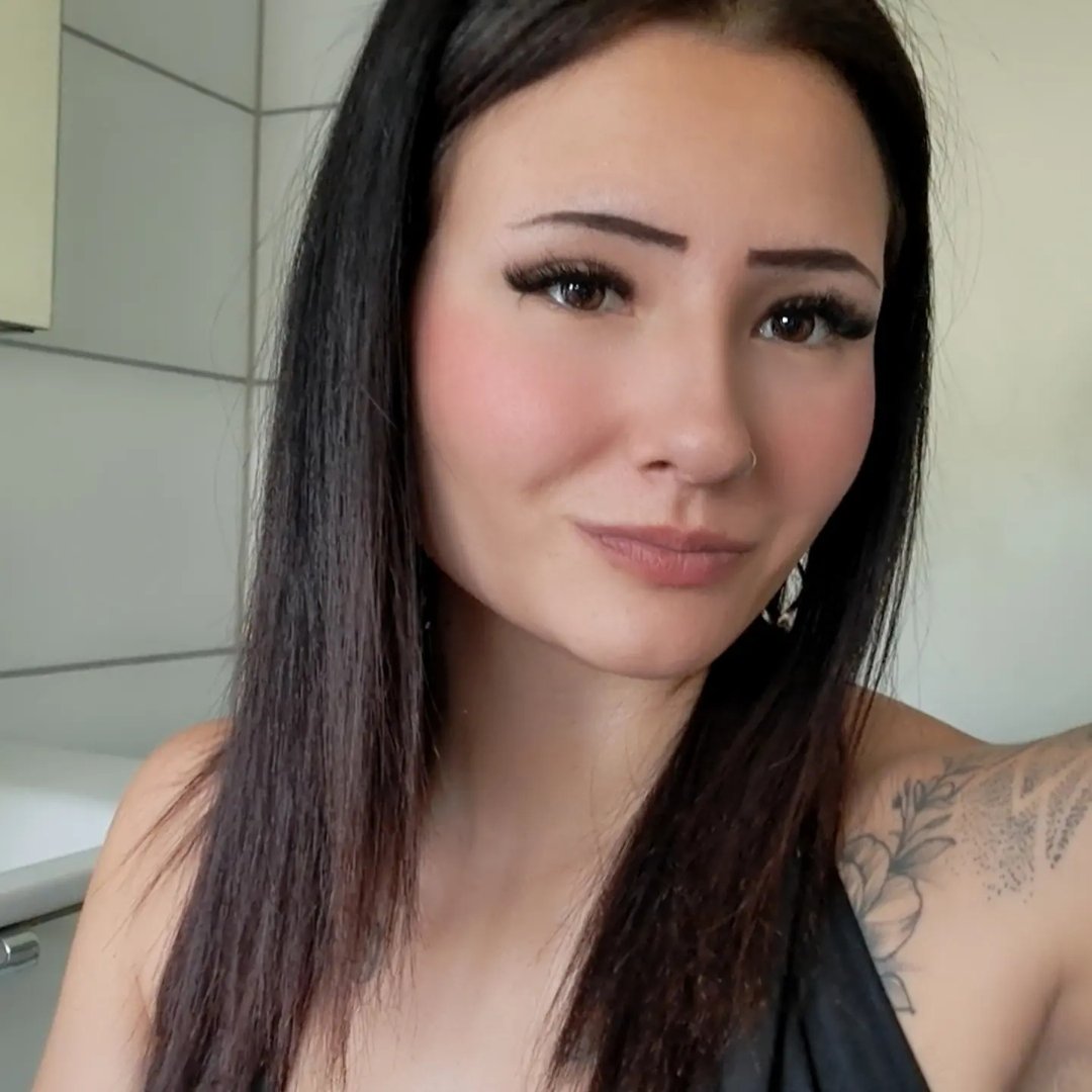 Instagram Profilbild von leaax336