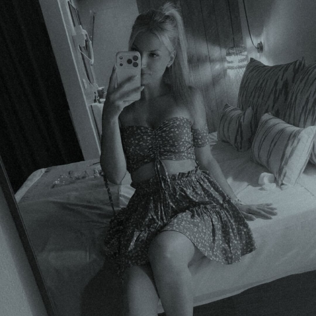 Instagram Profilbild von hellen._sche