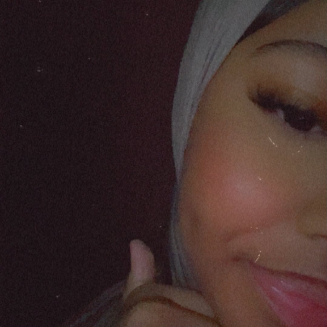 Instagram Profilbild von layoola_pvx