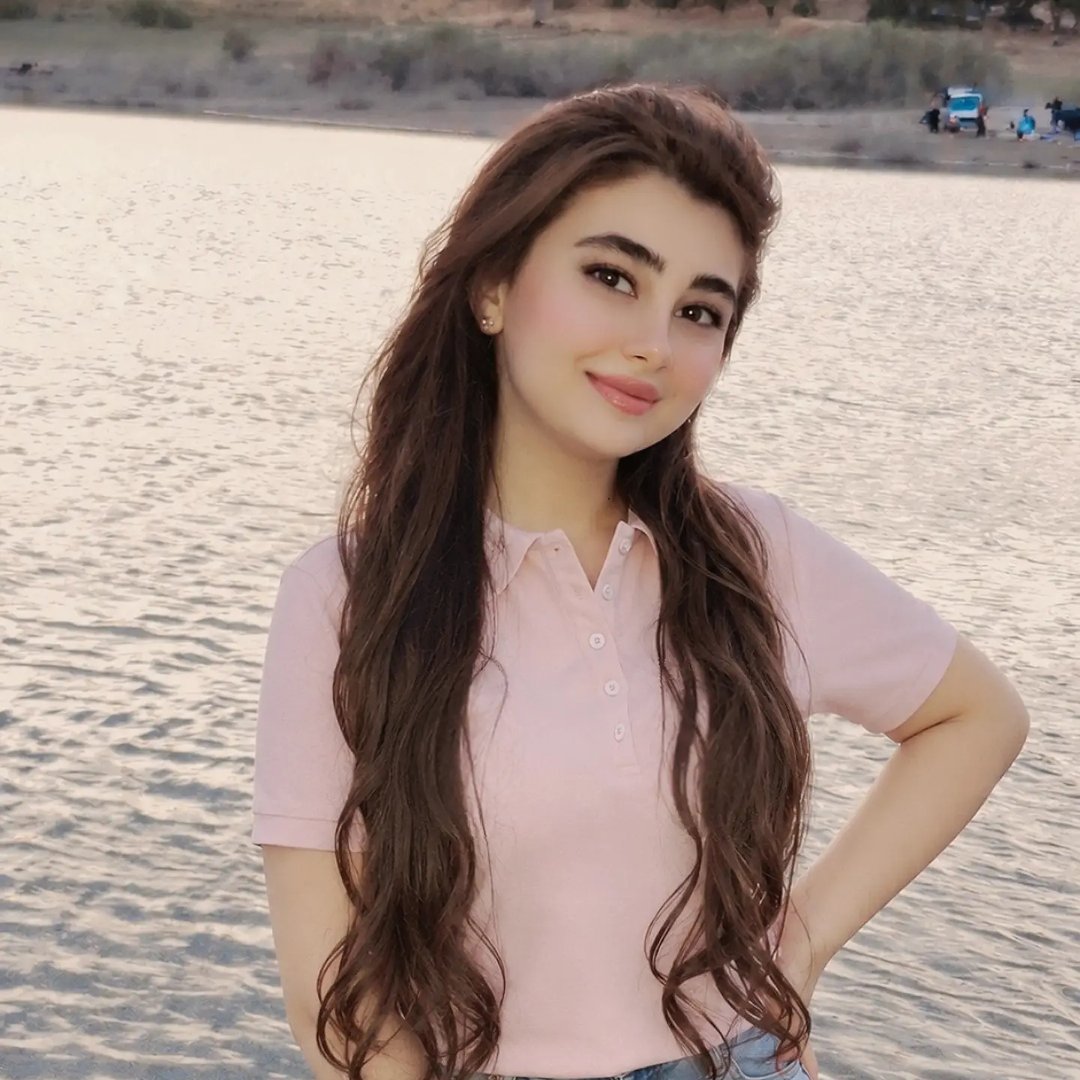 Instagram Profilbild von rozhankarami674