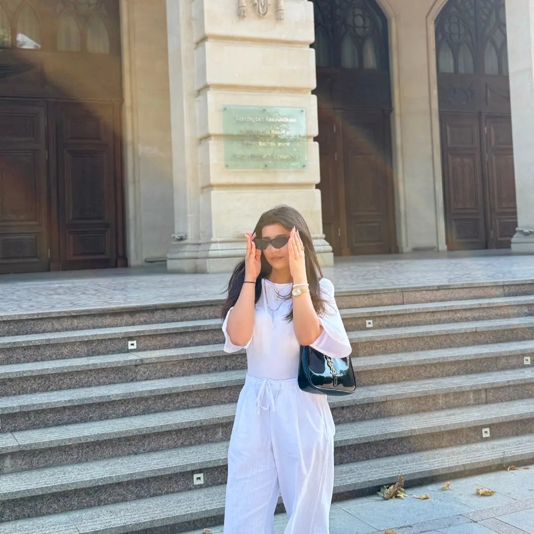 Instagram Profilbild von salimovaaa_r
