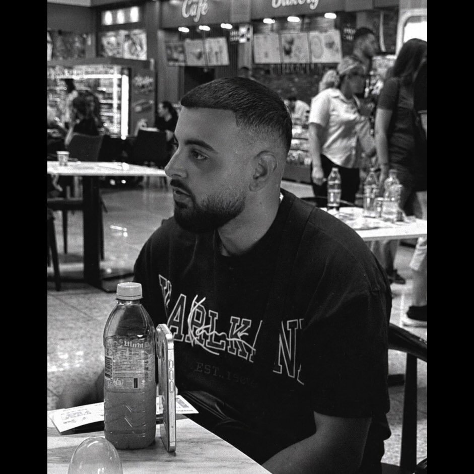 Instagram Profilbild von e.hsj03