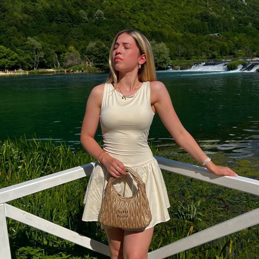 Instagram Profilbild von amina.isvc
