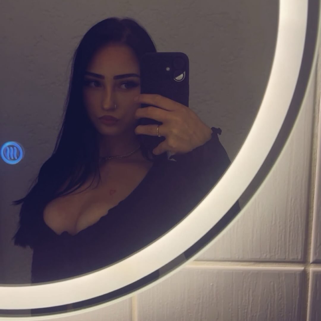 Instagram Profilbild von a7la_jxni