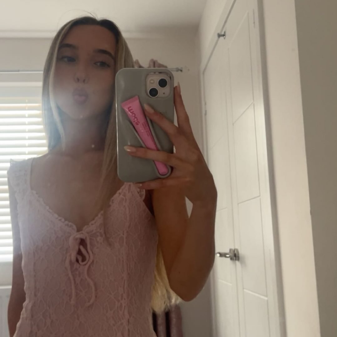 Instagram Profilbild von isobelburniston
