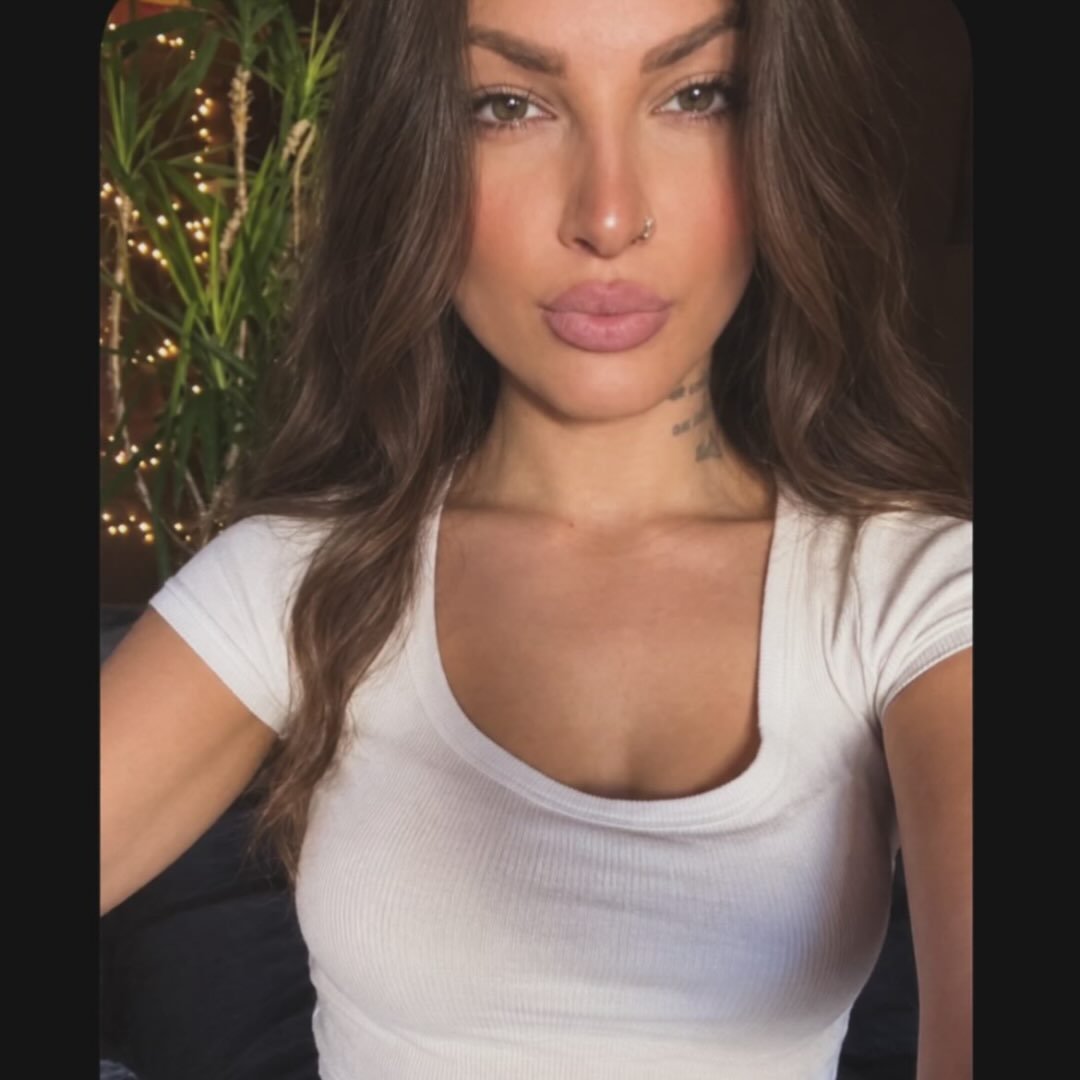 Instagram Profilbild von yvomiir