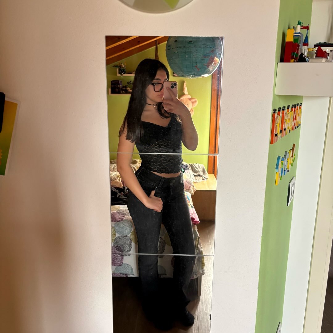 Instagram Profilbild von _la_.elee