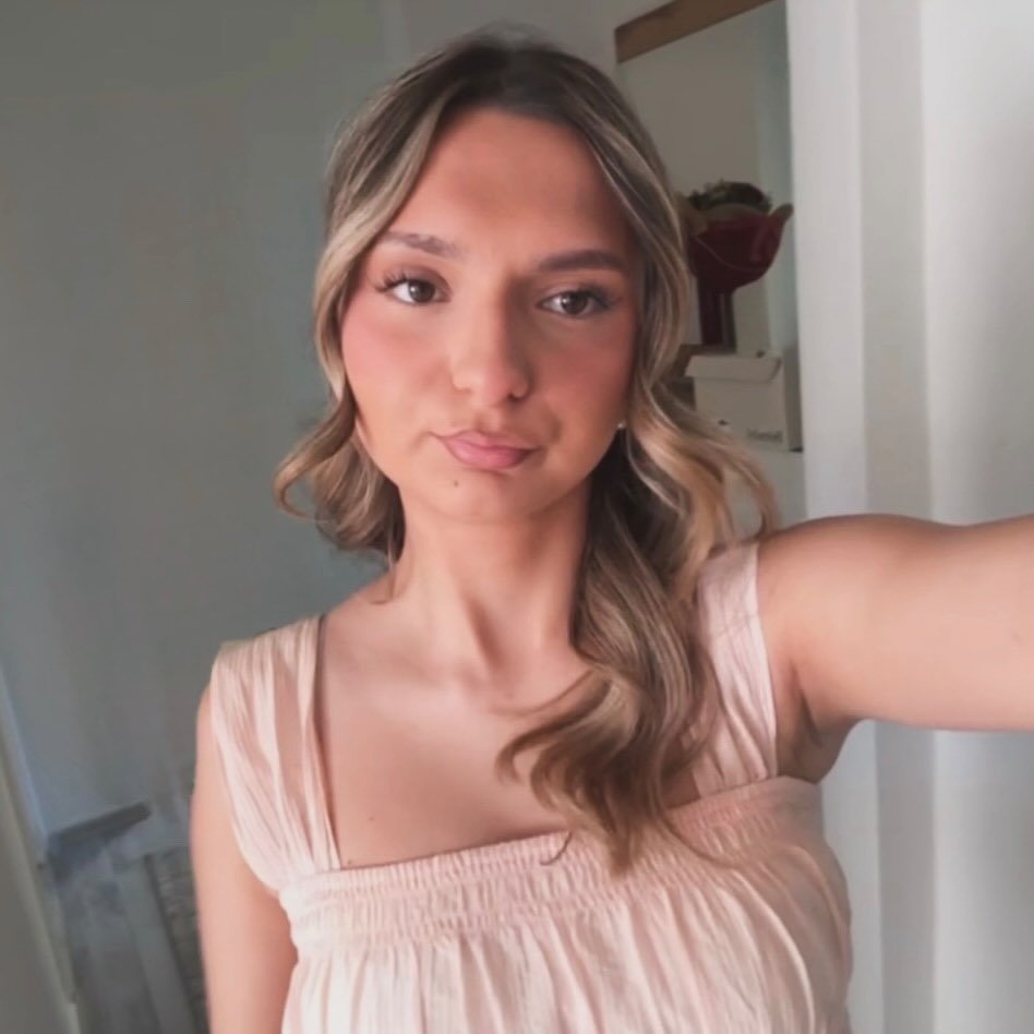Instagram Profilbild von nisaazjn