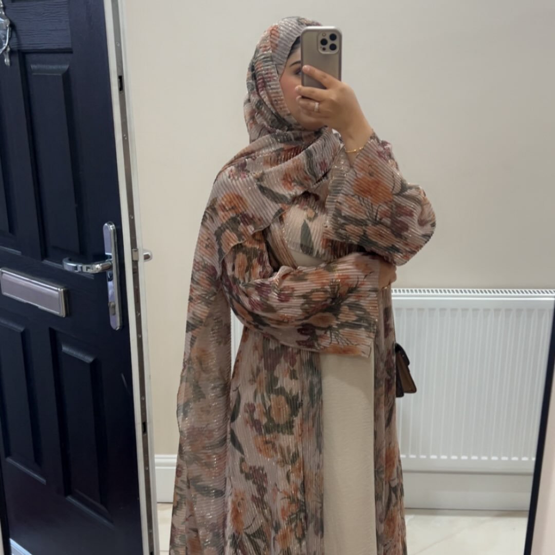Instagram Profilbild von sehrishxnazneen