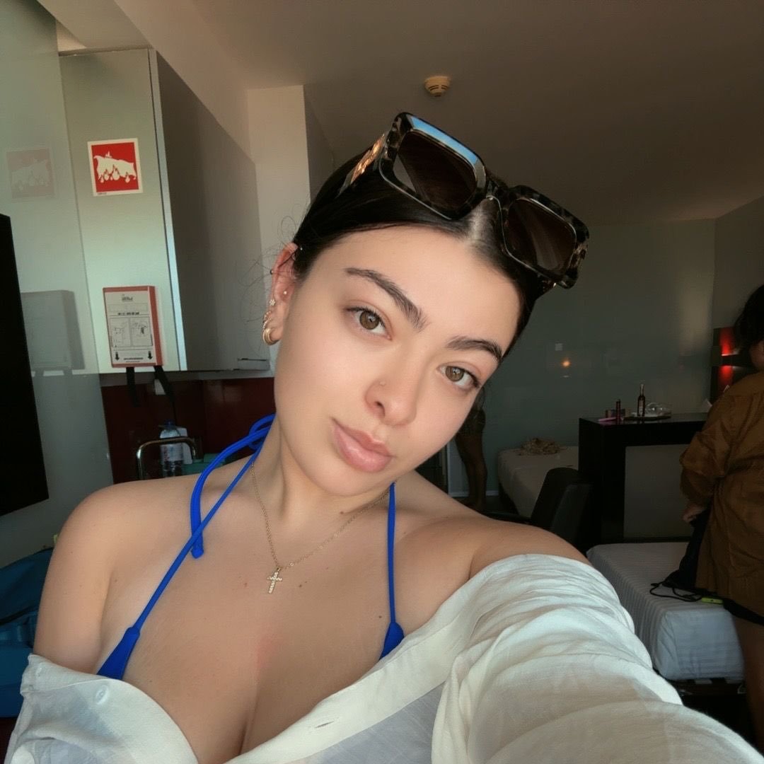 Instagram Profilbild von ariela.basuljevic