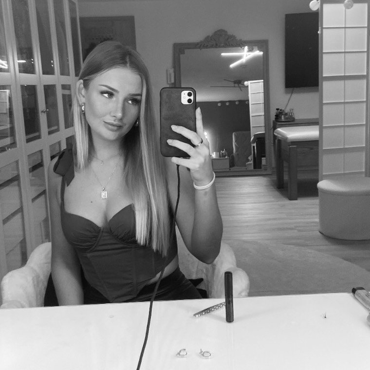 Instagram Profilbild von lauravjatscheslawowna