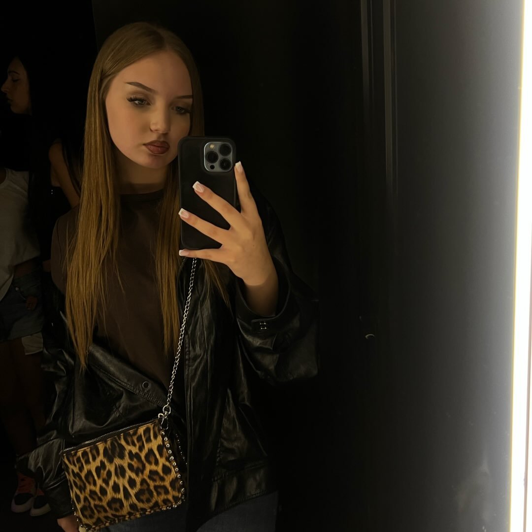 Instagram Profilbild von merdzanoskaa