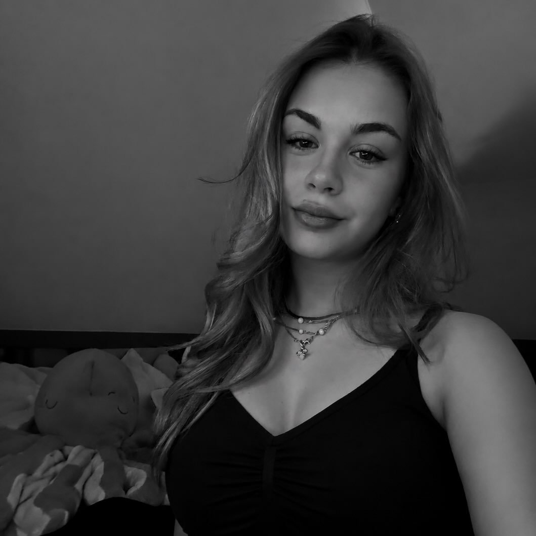 Instagram Profilbild von evaaaburon