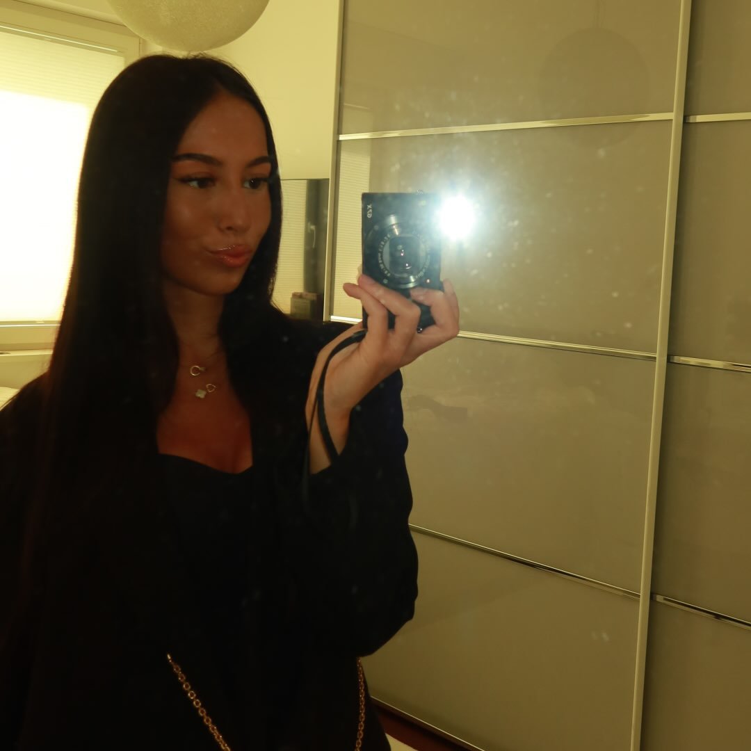 Instagram Profilbild von adnaomanovicc