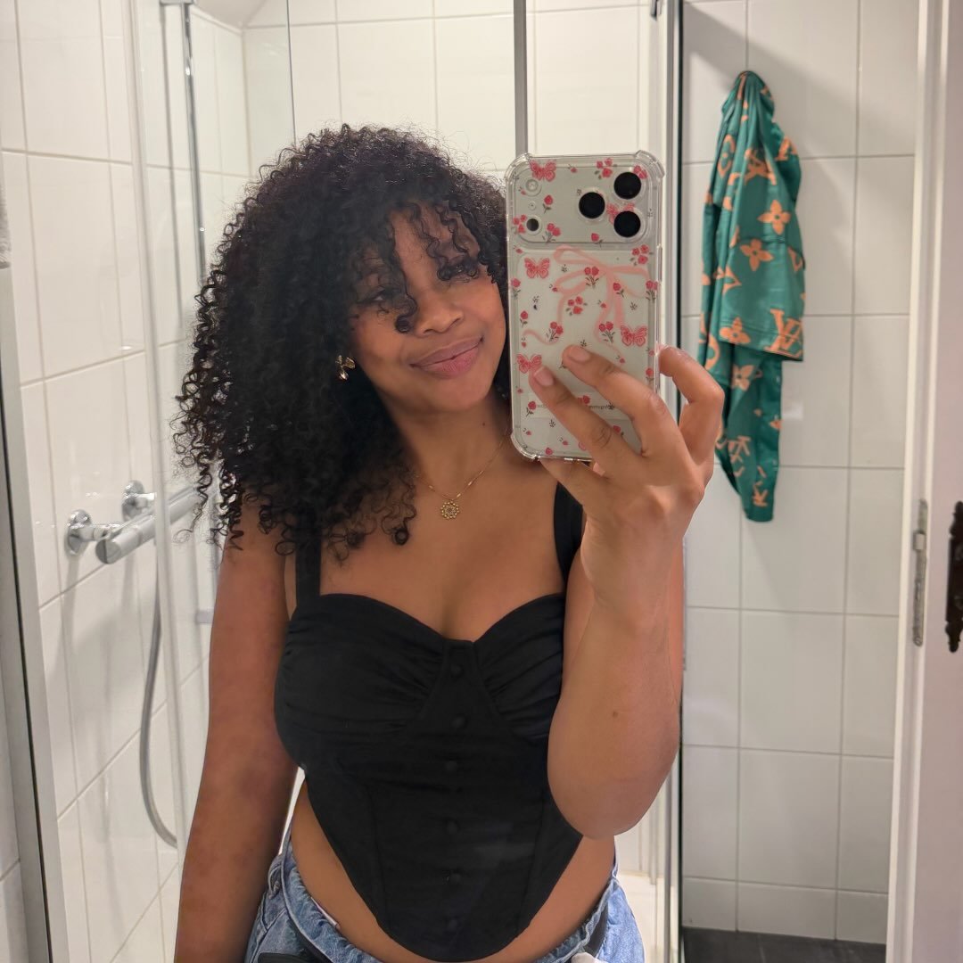 Instagram Profilbild von ravakanoumiie
