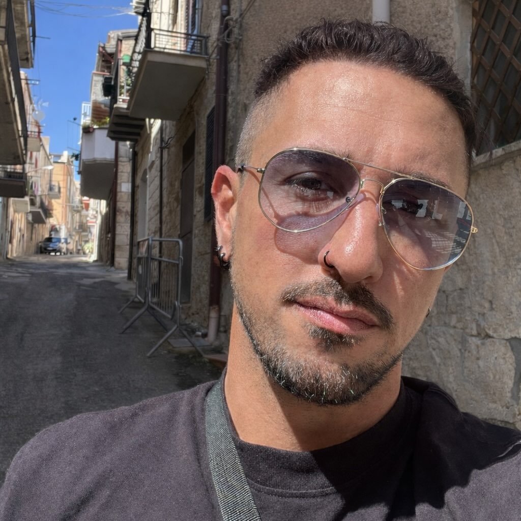 Instagram Profilbild von ertaniaro