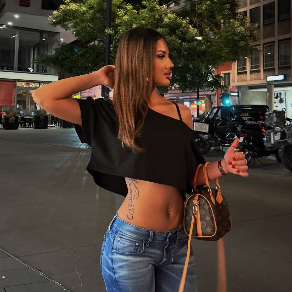 Instagram Profilbild von larisa.avc