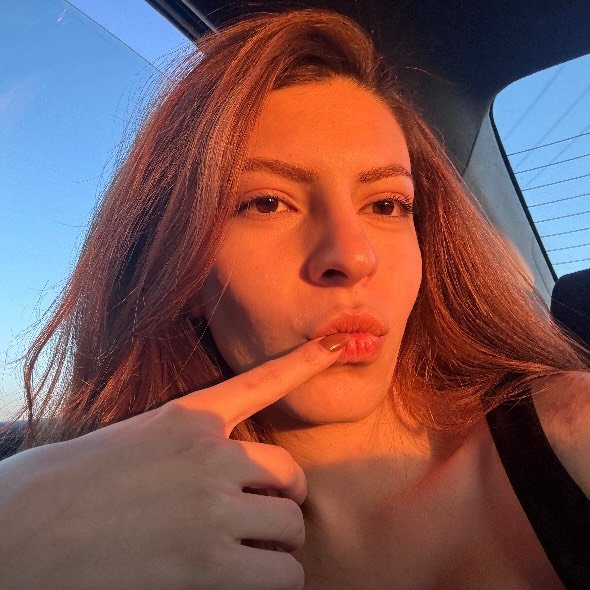 Instagram Profilbild von elif_kabasakall
