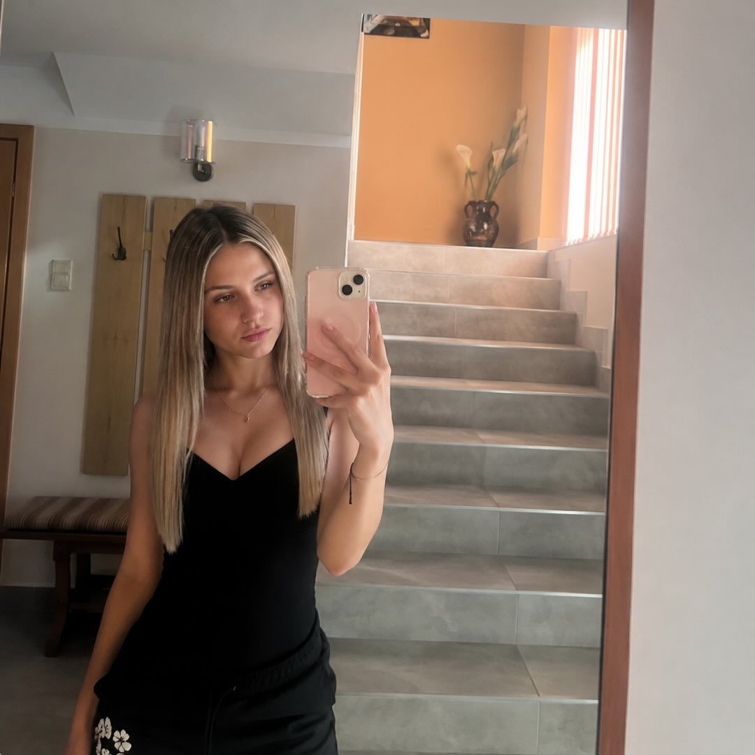 Instagram Profilbild von sz_lorinaa