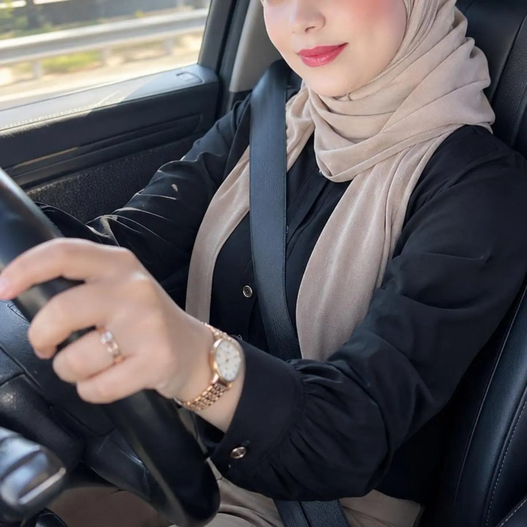Instagram Profilbild von reemalhasan48