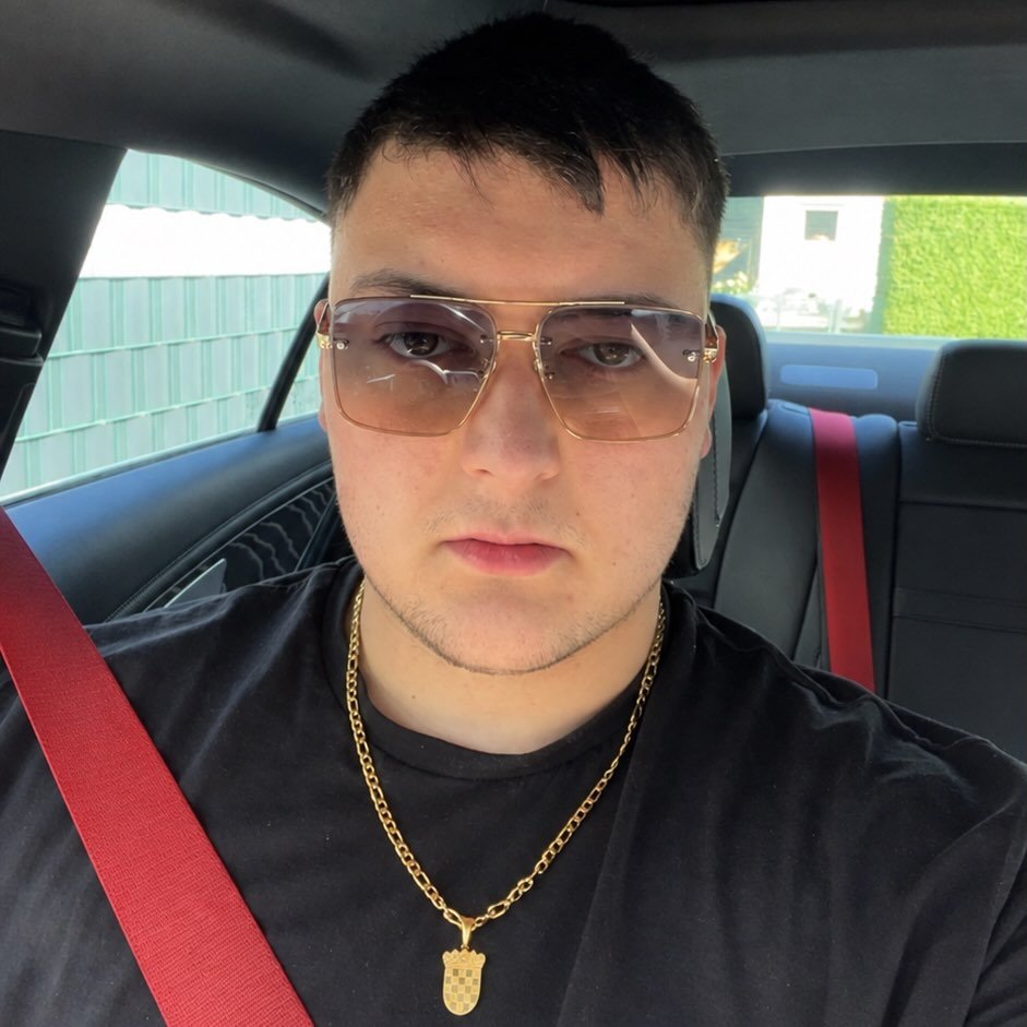 Instagram Profilbild von ivan040_