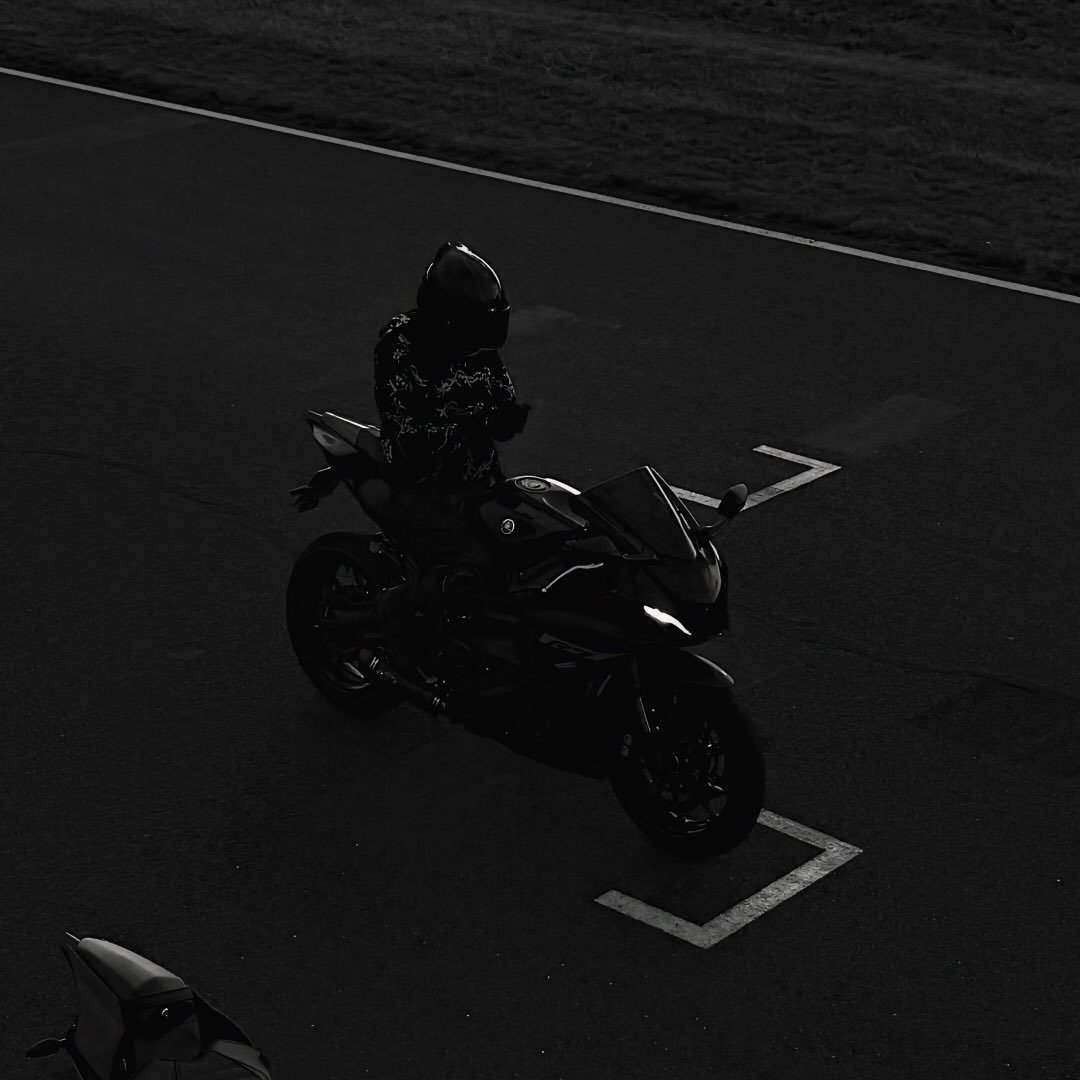 Instagram Profilbild von vivzride