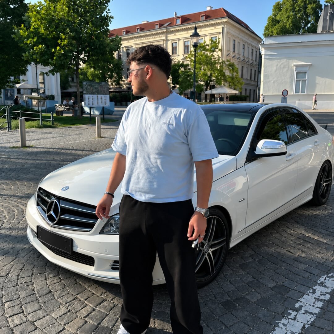 Instagram Profilbild von _kxrxbulut.38