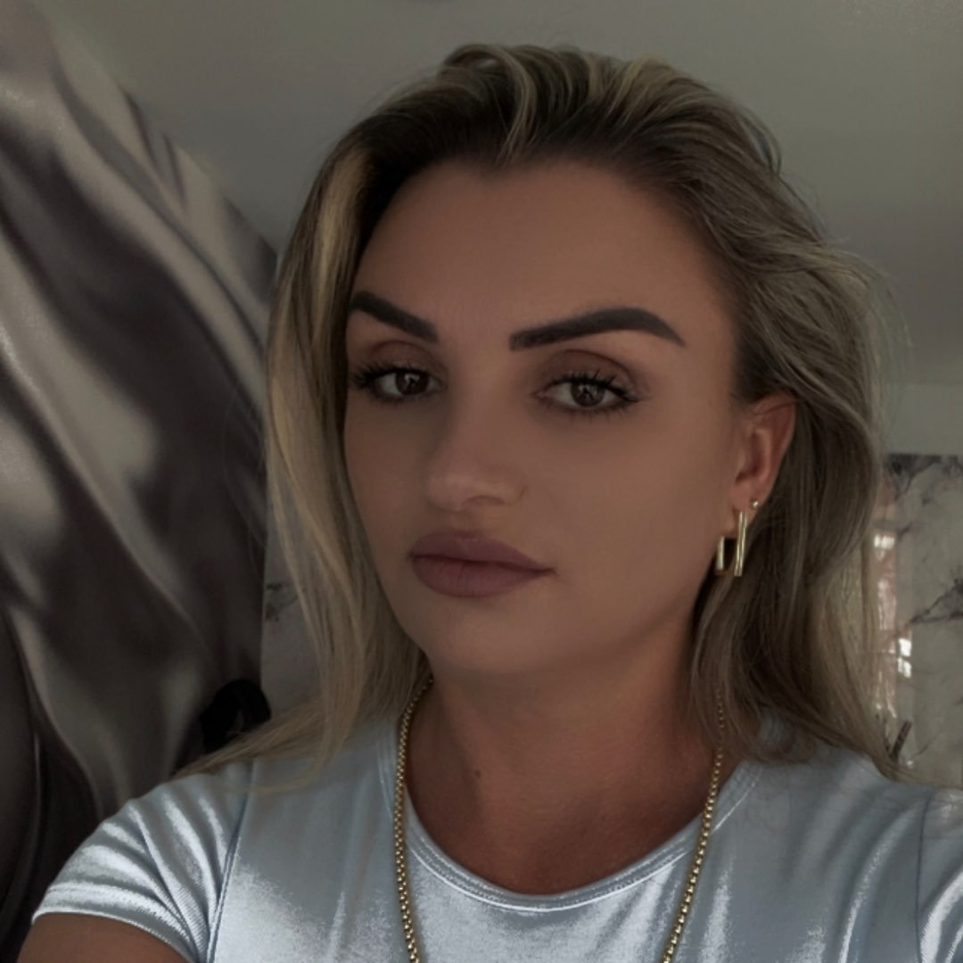 Instagram Profilbild von majlinda1983