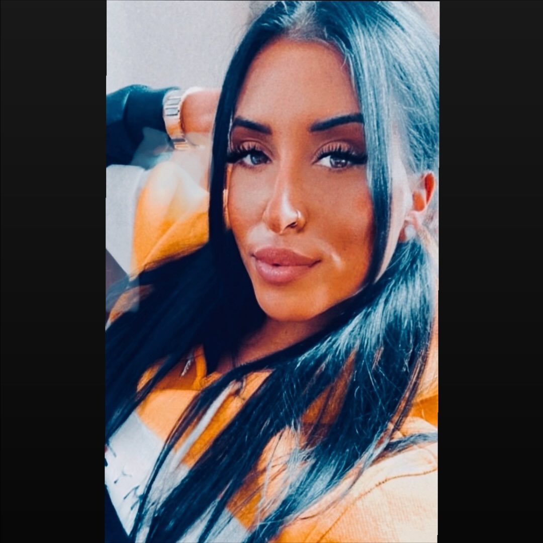 Instagram Profilbild von ch3riiie21