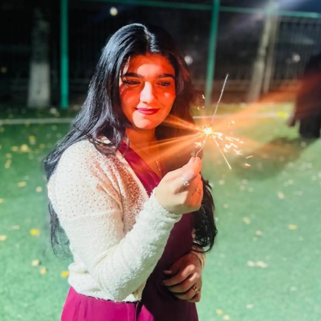 Instagram Profilbild von shehzadi__nishaa