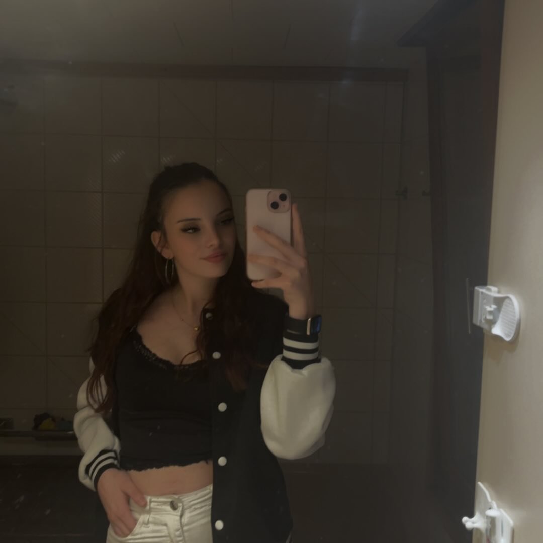 Instagram Profilbild von alina_stettler