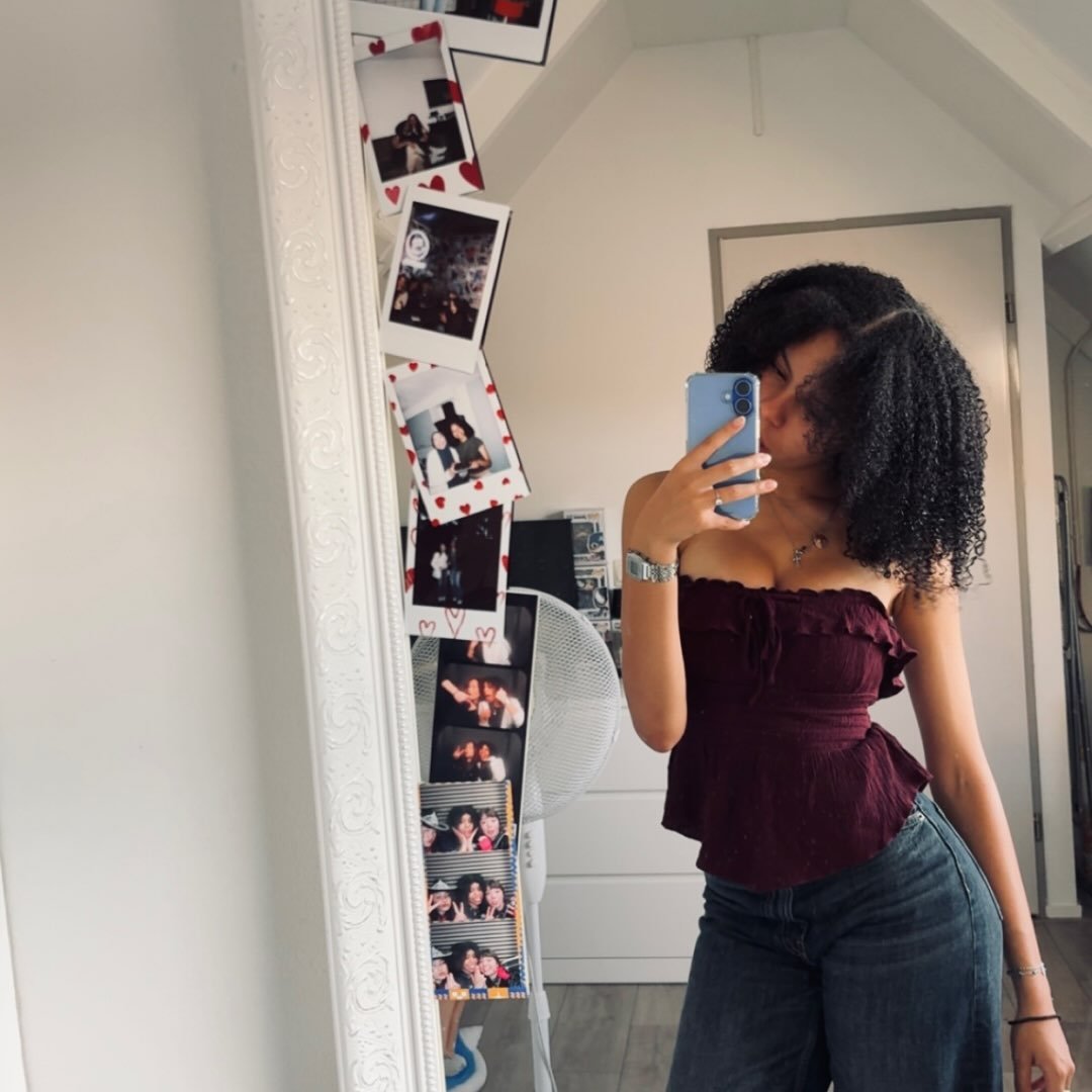 Instagram Profilbild von v4n3sssss4